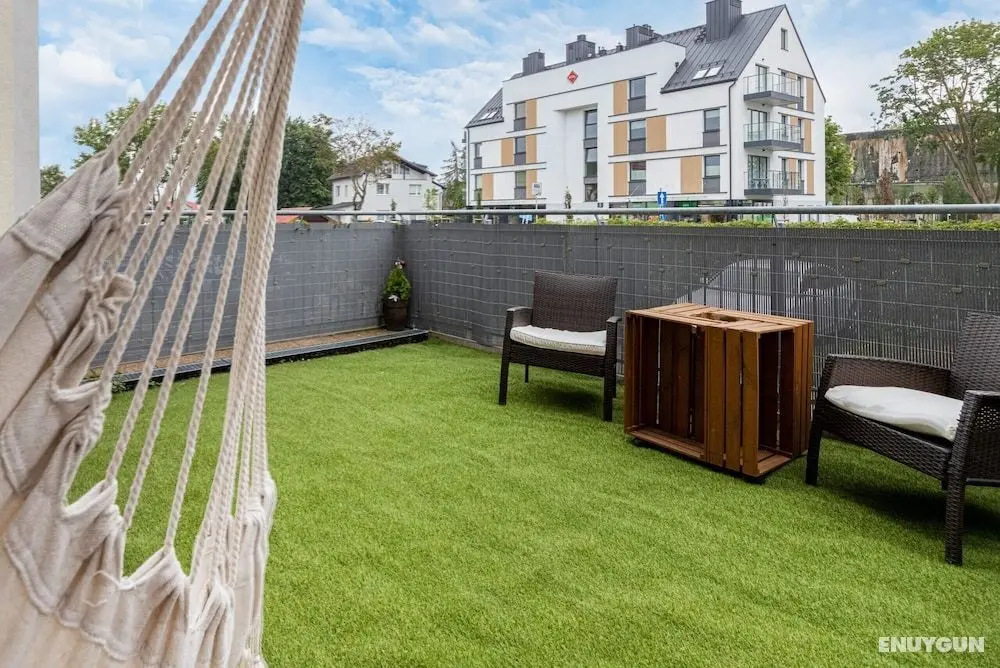 Apartment With Terrace by Renters - Oda Düzeni