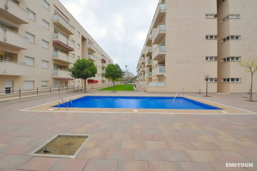 Apartment Valera Clotilda - Havuz