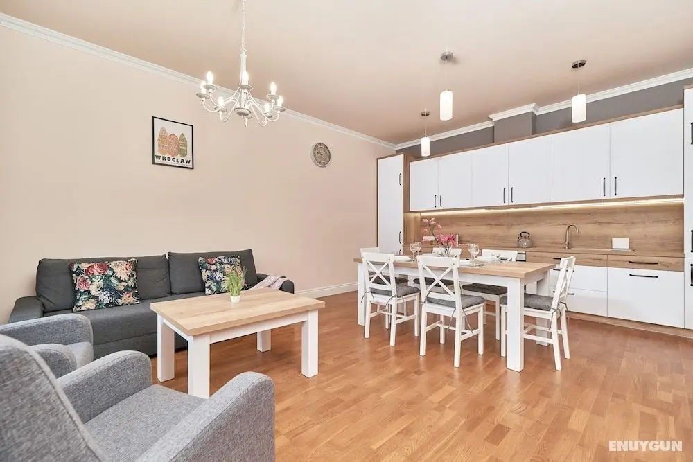Apartment Wroclaw Old Town by Renters - Öne Çıkan Resim