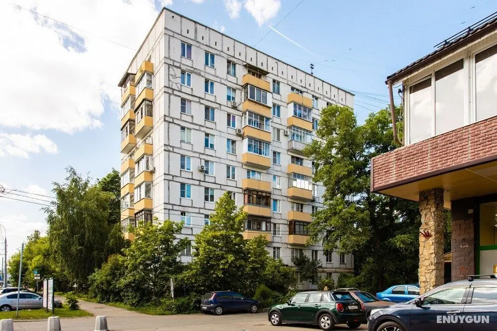 Apartment on Yunykh Lenintsev - Dış Mekan
