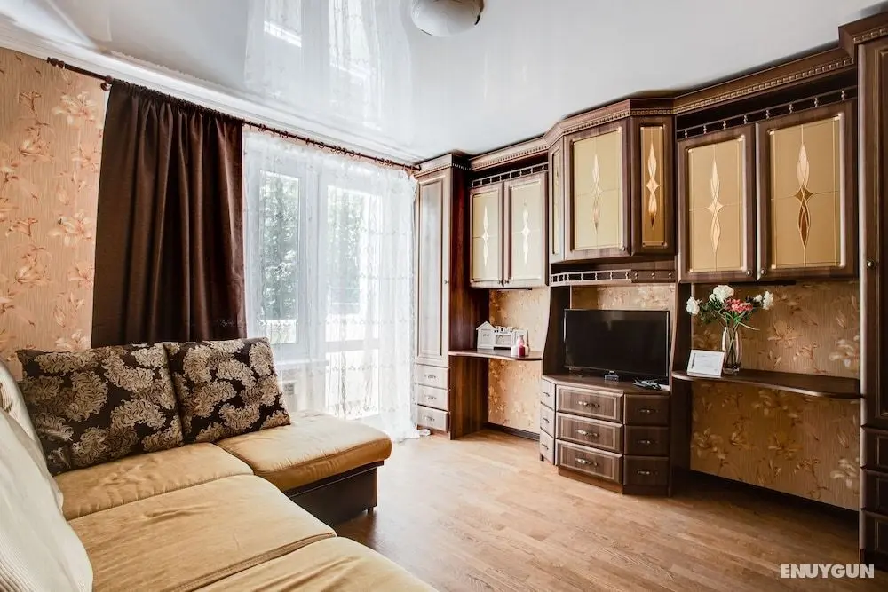 Apartment on Yunykh Lenintsev - Öne Çıkan Resim