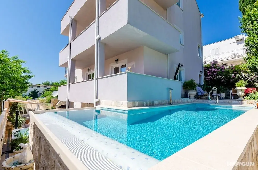 Apartments Aura - Öne Çıkan Resim