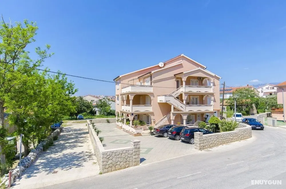 Apartments Biserka - Öne Çıkan Resim