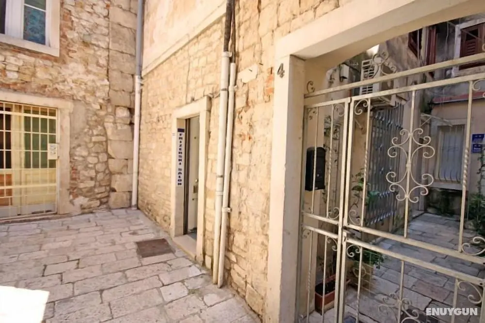 Apartments Cecilia - Dış Mekan