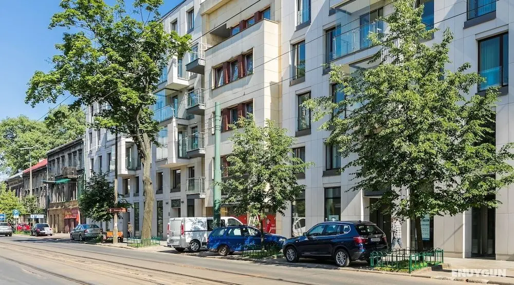 Apartments with Event Space & Hot Tub - Dış Mekan