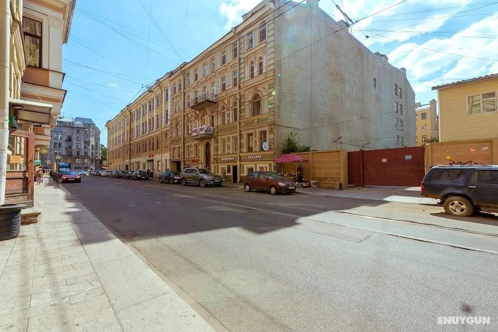 Apartments on Kuznechnyy 19 - Konum Öne Çıkanlar