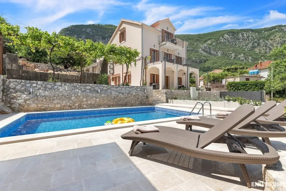 Apartments Mezini 11 - Öne Çıkan Resim