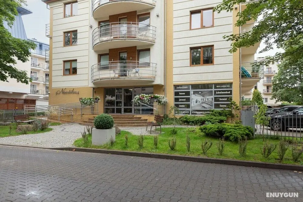 Apartments Nautilus by Renters - Dış Mekan