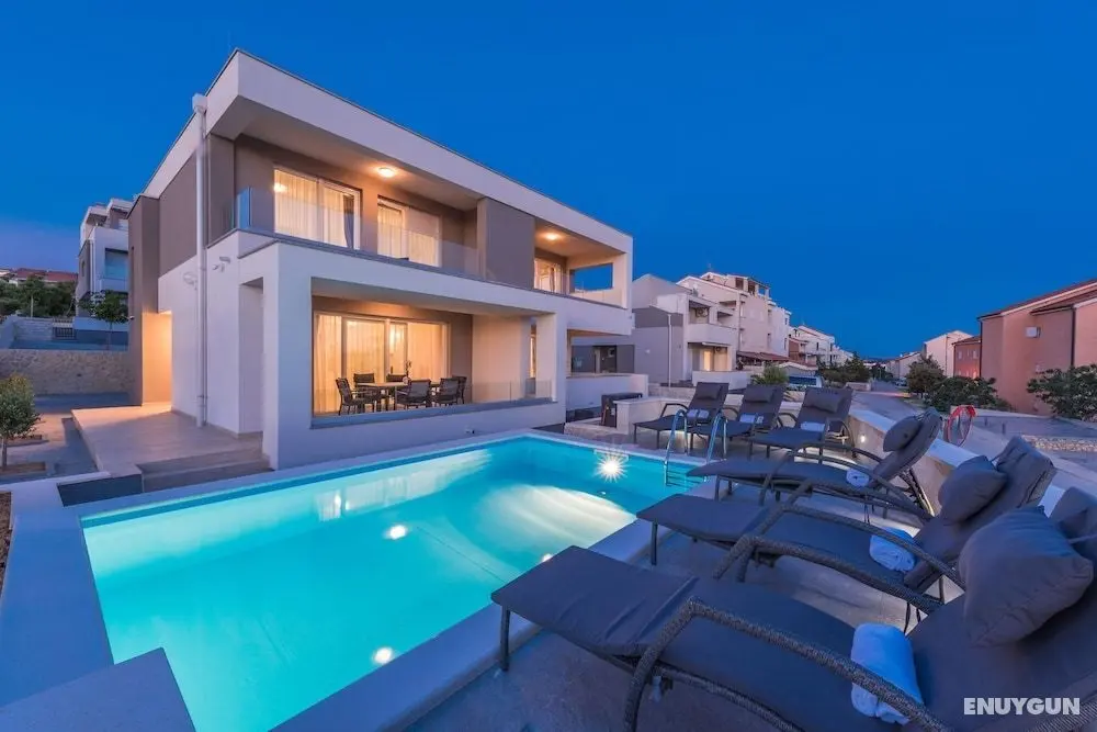 Apartments with Pool Villa Zora - Öne Çıkan Resim