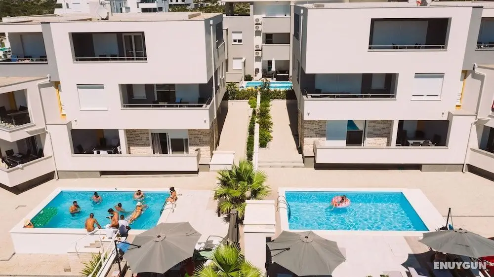 Apartments & Rooms Danivan Pool Villas - Öne Çıkan Resim