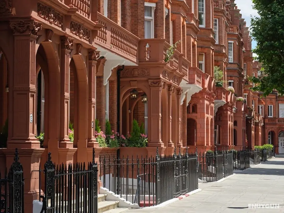 The Apartments by The Sloane Club - Öne Çıkan Resim