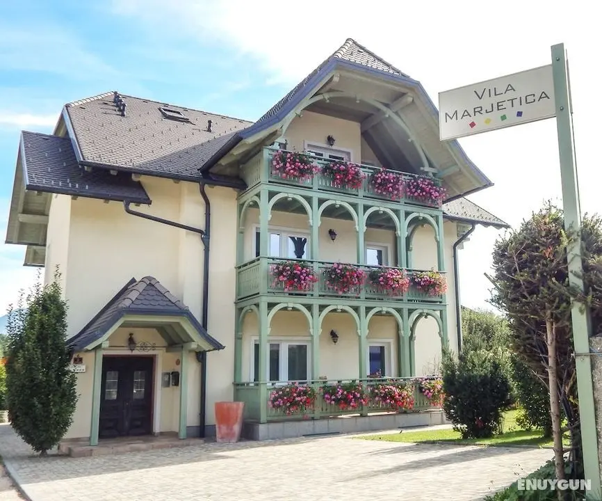 Apartments Vila Marjetica - Otopark