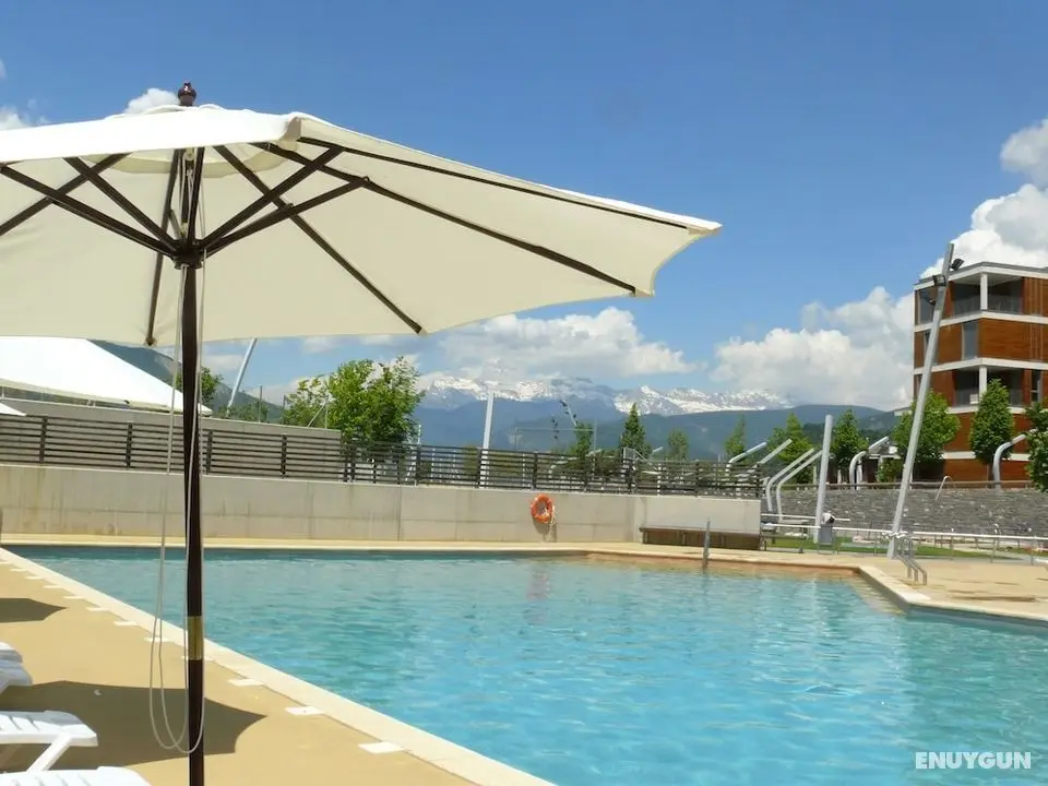 APARTMENTSUITESPAIN FORMIGAL ORDESA Jardín - Öne Çıkan Resim
