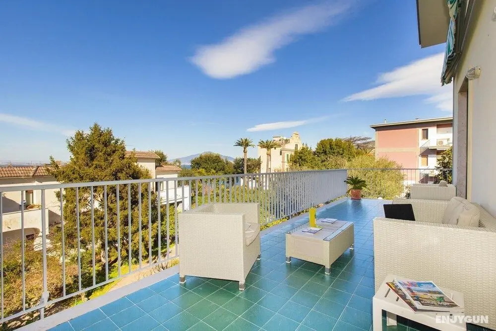 Appartamento Savino With Terrace Parking and Air Conditioning - Oda