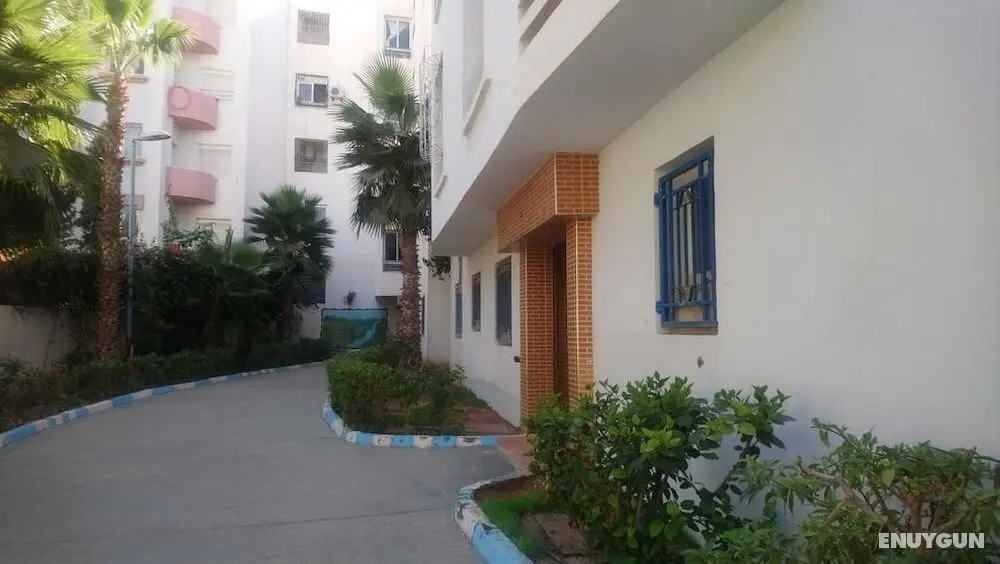 Appartement Meublé - Dış Mekan