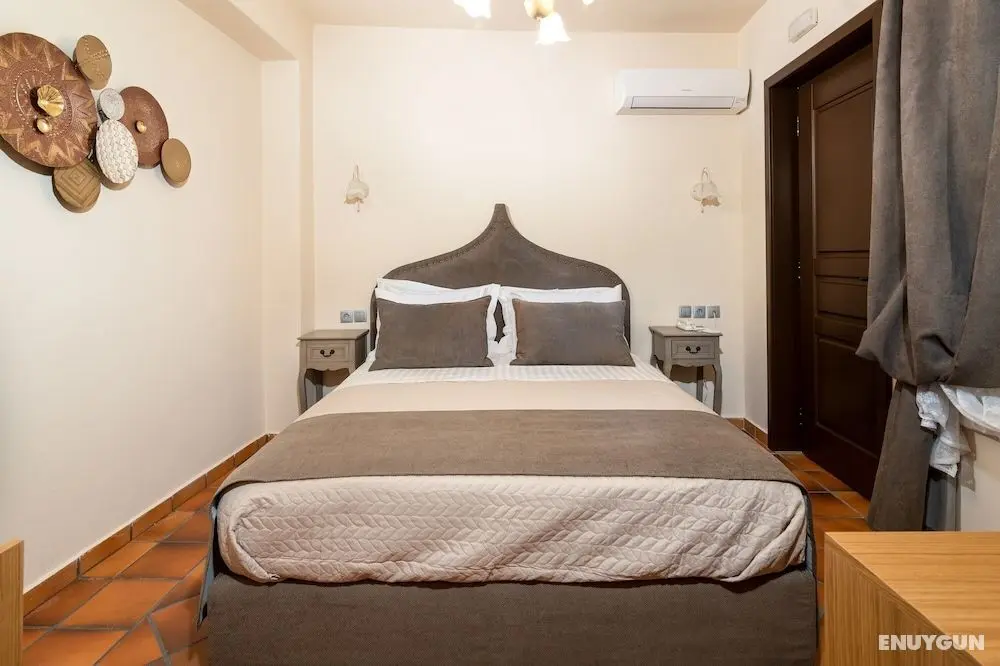 April Luxury Suites - Adults Only - Öne Çıkan Resim