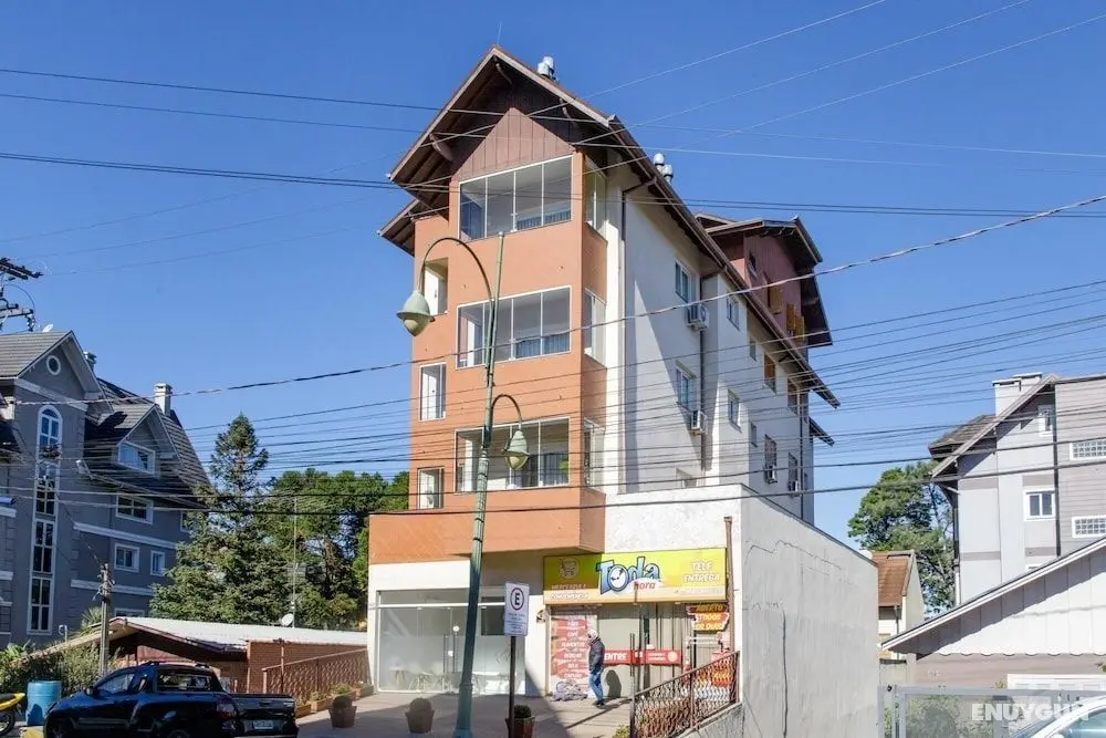 Apto Para 8 Pessoas no Centro de Gramado - Oda