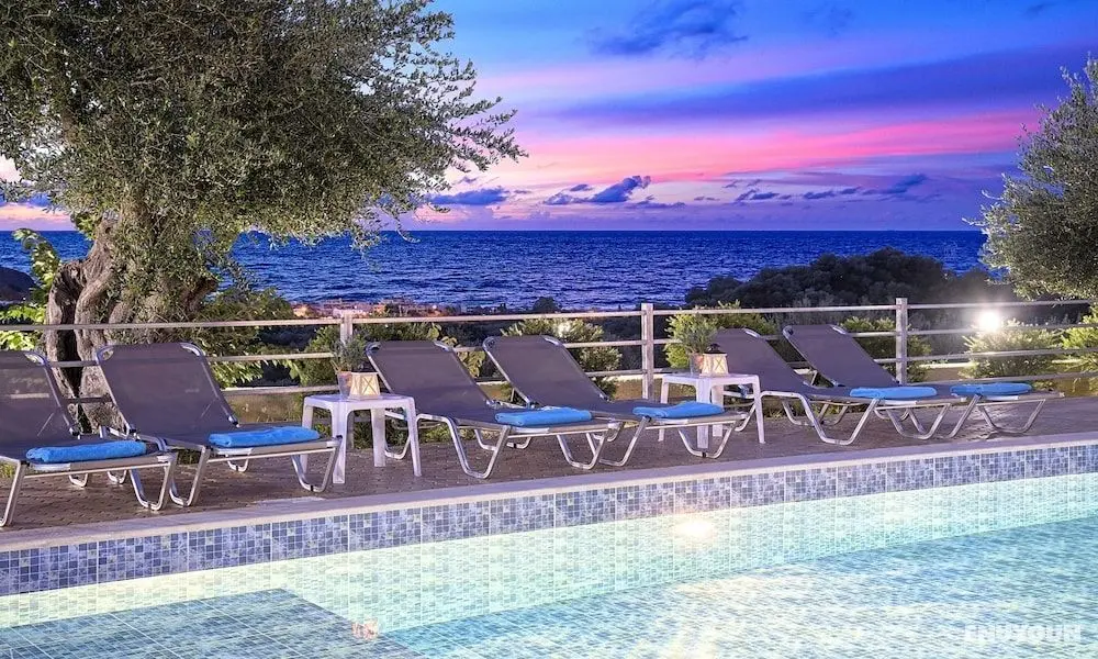Aqua Blue Villas with Heated Pool - Öne Çıkan Resim
