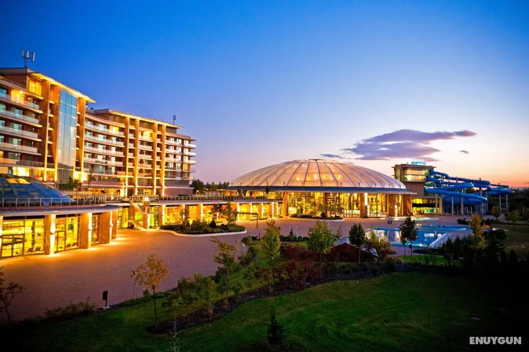 Hotel Aquaworld Budapest - Genel