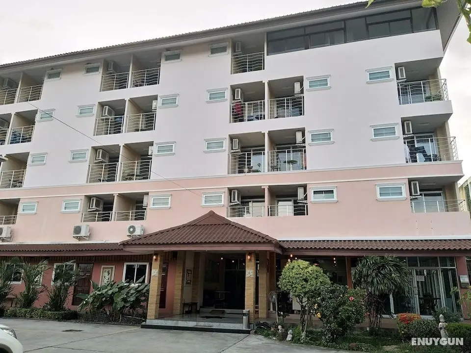Areechon Apartment - Dış Mekan