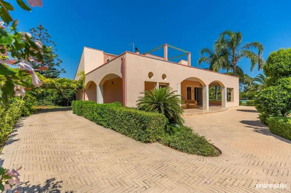 Villa Arenella con Piscina by Wonderful Italy - Dış Mekan