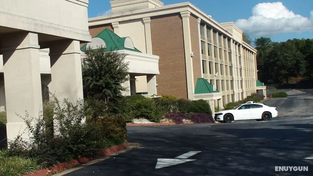 Armstrong Inn and Suites - Dış Mekan
