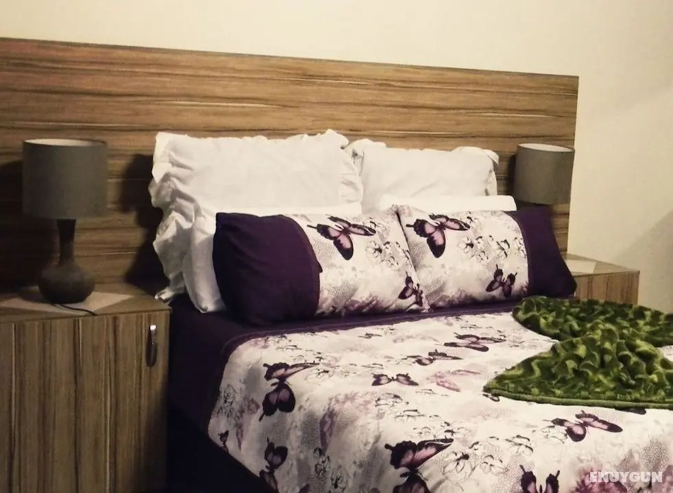 Aron's Guest House Bed & Breakfast - Öne Çıkan Resim