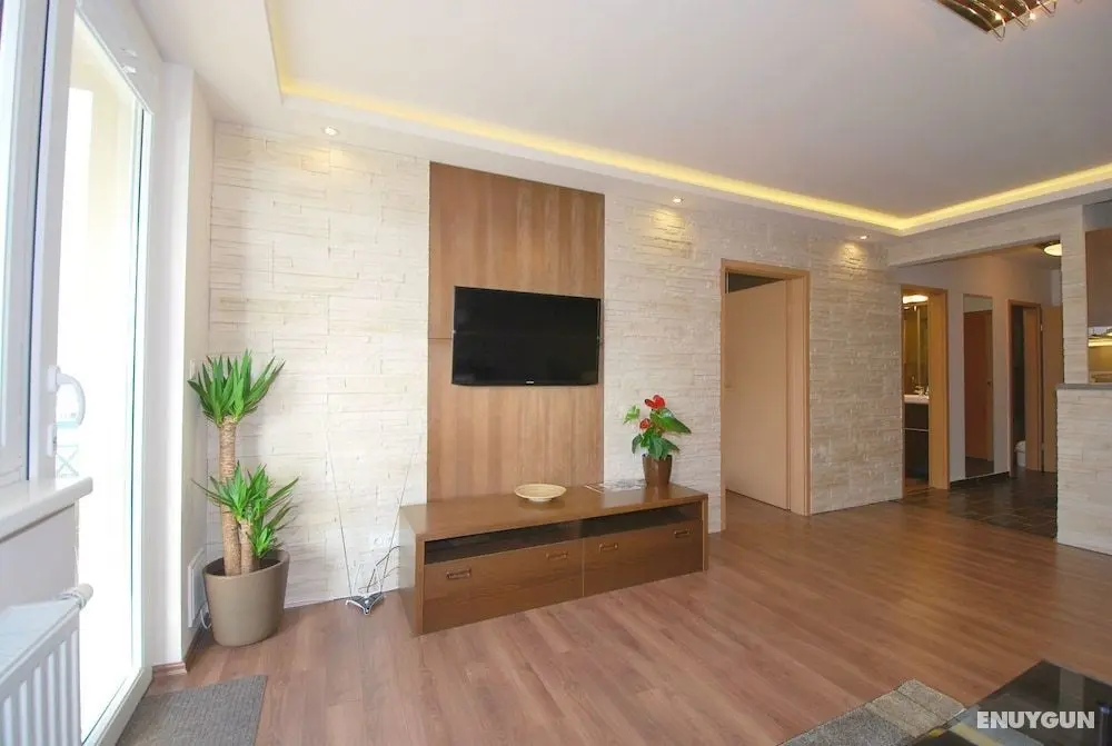 Arpad Bridge Apartments - Öne Çıkan Resim