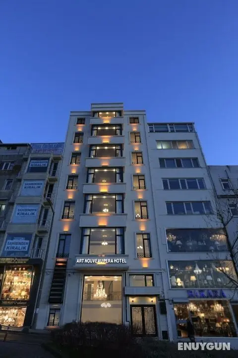 Art Nouveau Pera - Genel
