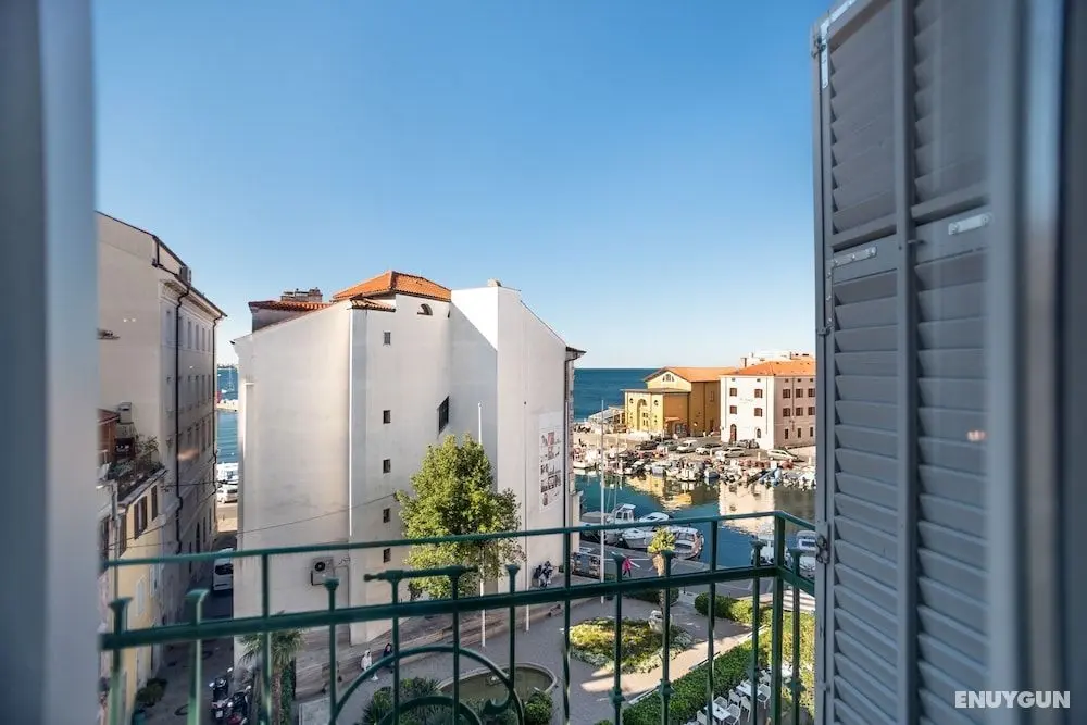 Art Hotel Tartini - Oda Manzaraları