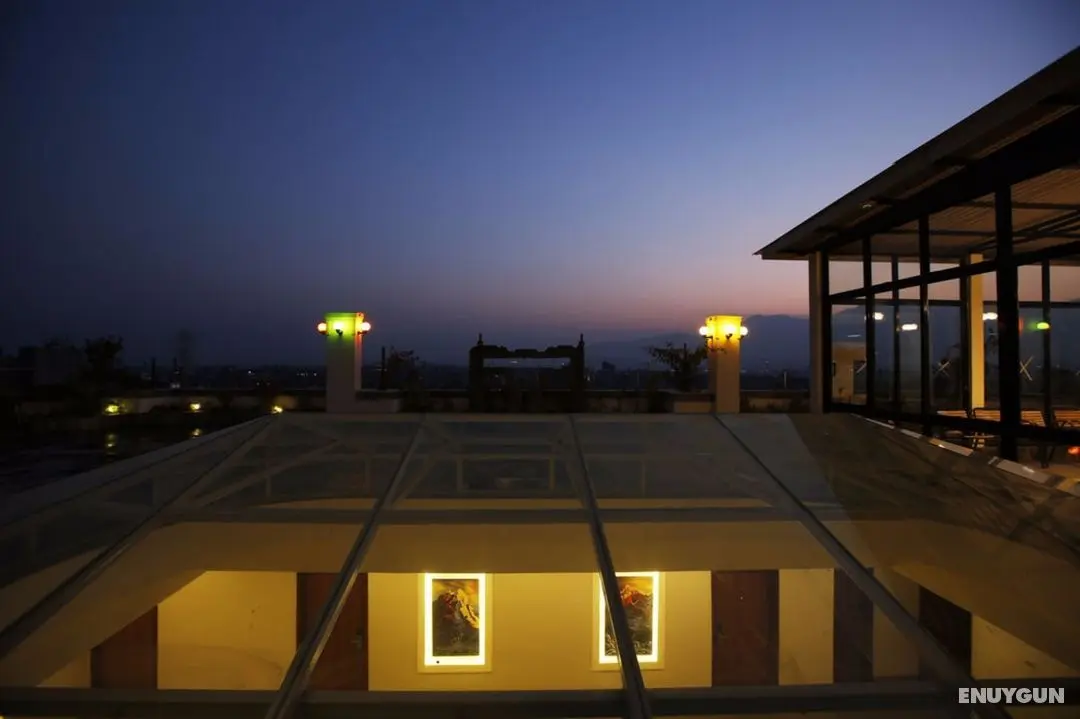 Hotel Arts Kathmandu - Genel