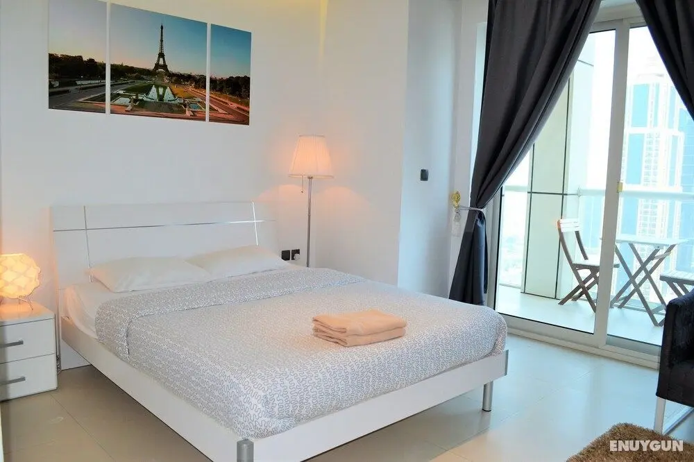 Ascapes West Avenue Tower - Öne Çıkan Resim