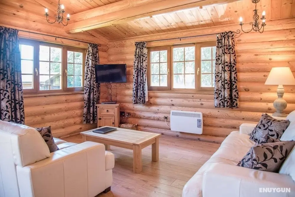 Ash Lodge With Hot Tub, Kingfishers - Öne Çıkan Resim