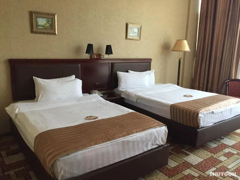 Asia Grand Hotel - Oda