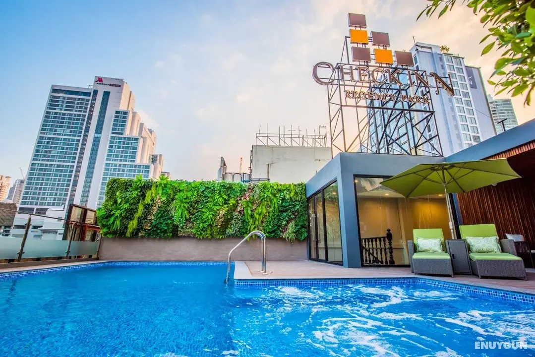Aspira Grand Regency Sukhumvit 22 - Havuz
