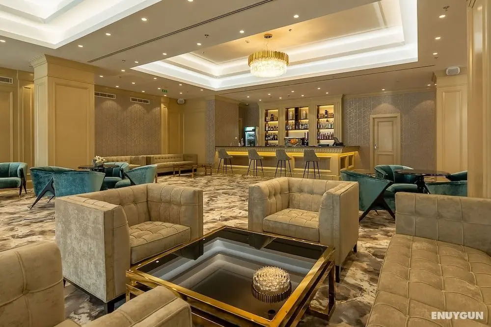 Astoria Grand Hotel - Öne Çıkan Resim