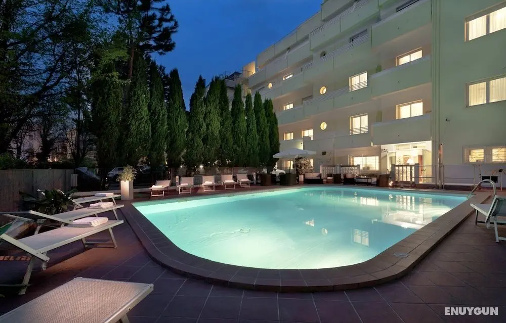 Astoria Suite Hotel - Öne Çıkan Resim