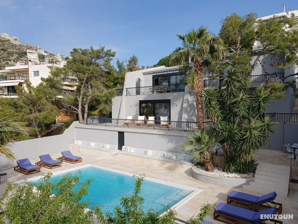 Athenian Black Villa - Öne Çıkan Resim