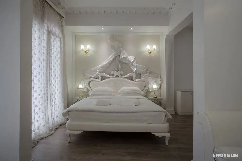 Athens Diamond Plus - Öne Çıkan Resim