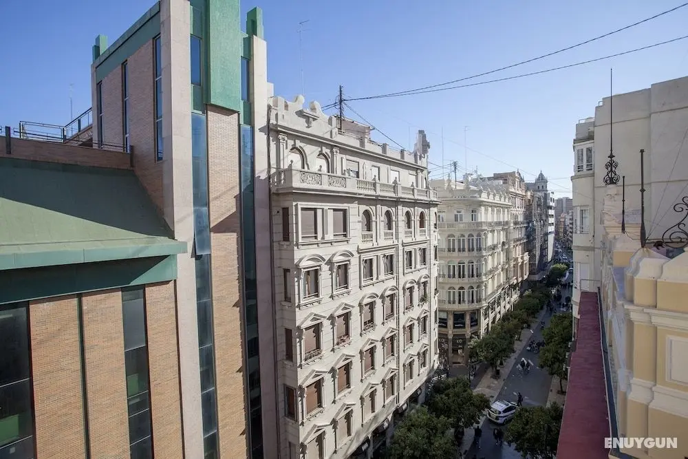 Atico de lujo plaza ayuntamiento pet friendly - Oda Manzaraları