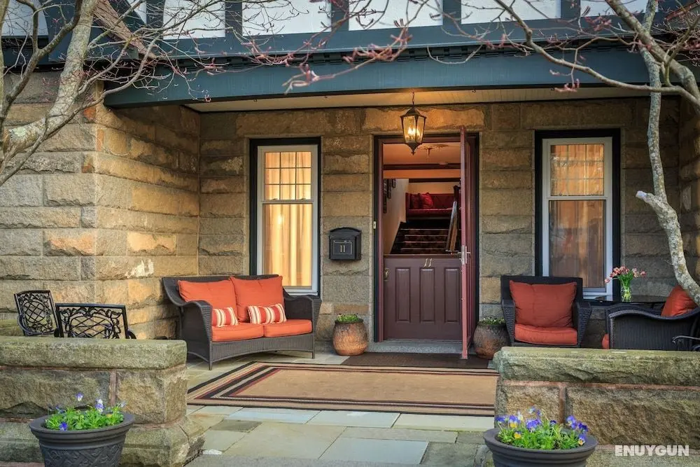 Atlantean Cottage - Öne Çıkan Resim