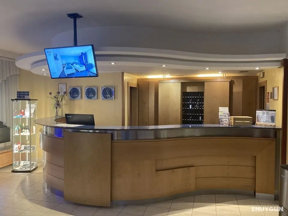 Hotel Atlantis - Lobi