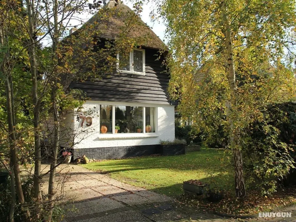 Atmospheric Well Kept Country House near Bergen aan Zee - Öne Çıkan Resim