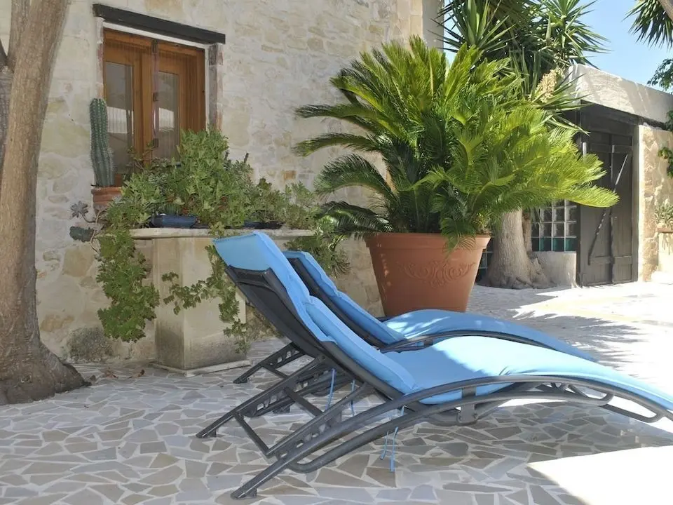 Attractive Greek House with Private Pool near Sea & City Center - Öne Çıkan Resim