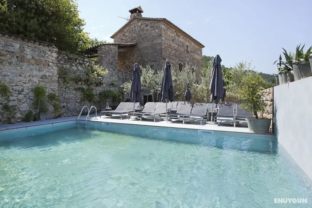 Auberge de Banne - Havuz