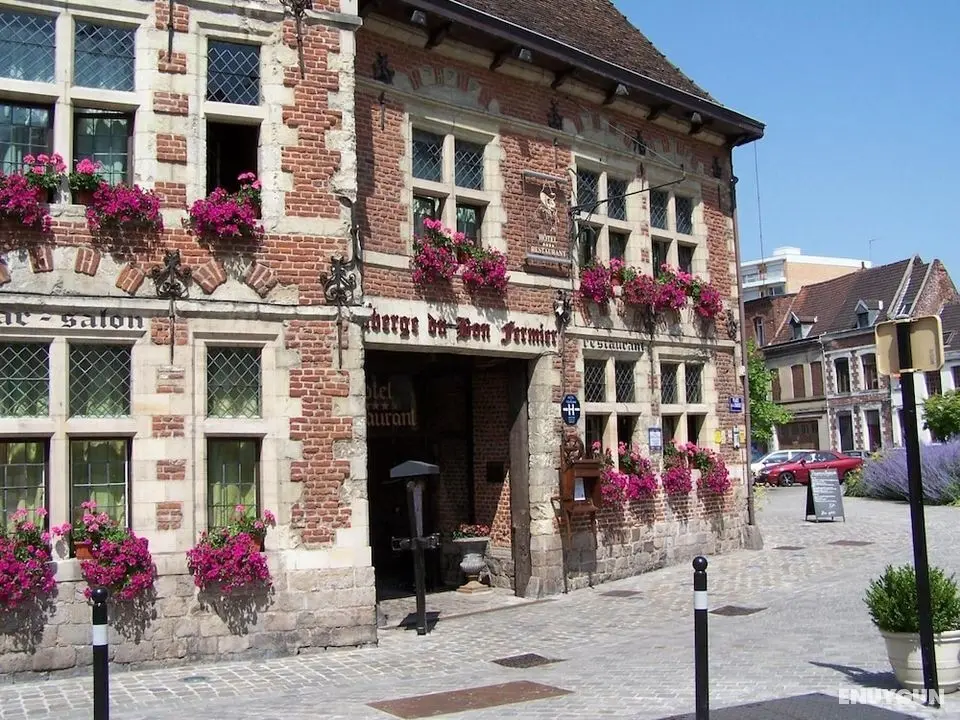 Auberge Du Bon Fermier - Dış Mekan