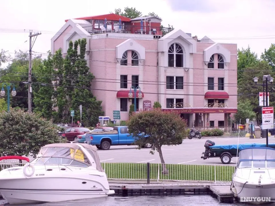 Auberge Du Grand Lac - Dış Mekan