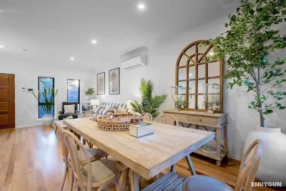 AUJOY 3 Bed Townhouse Burwood 3 - Öne Çıkan Resim
