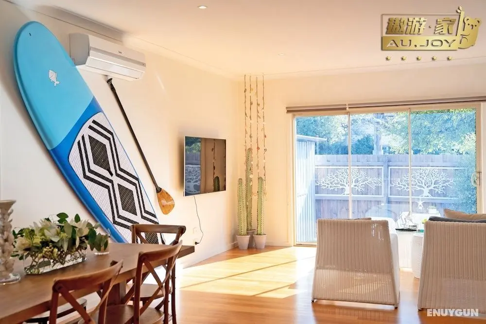 AUJOY 4 Bed Townhouse Glen Waverley - Öne Çıkan Resim
