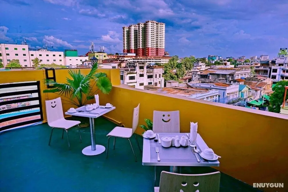 Hotel Aurora - Yerinde Yemek